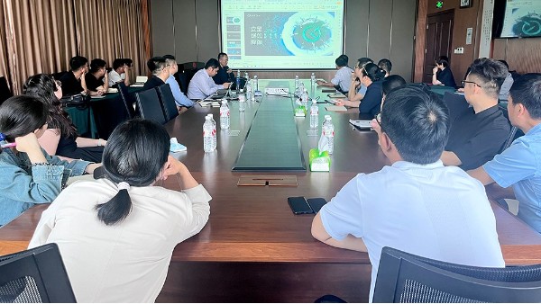 華東工控與上海良信簽署智能配電戰(zhàn)略合作協議，共創(chuàng)智能配電解決方案新篇章