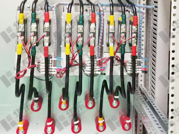 動力配電柜細節